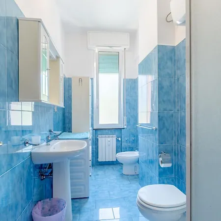 San Martino District Functional Flat 제노바