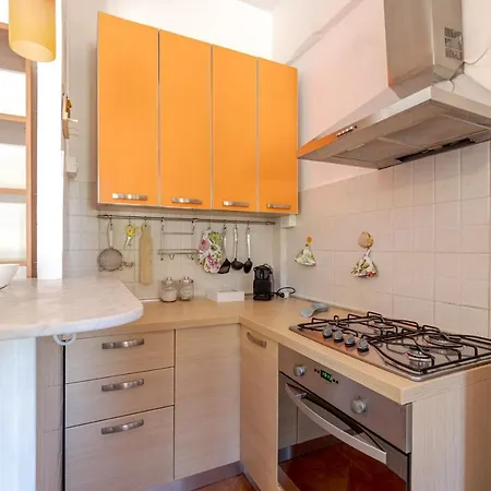 San Martino District Functional Flat 제노바