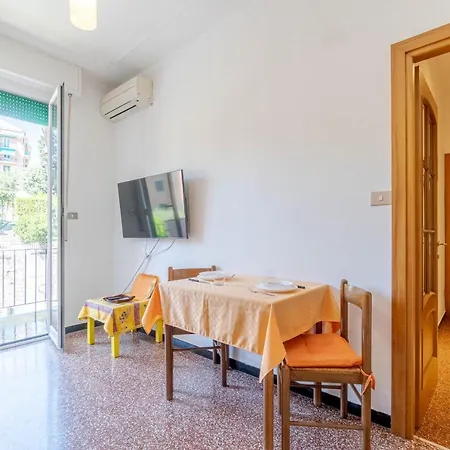 San Martino District Functional Flat 제노바