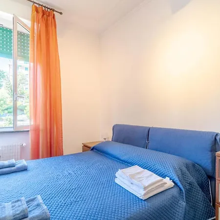 아파트 San Martino District Functional Flat *